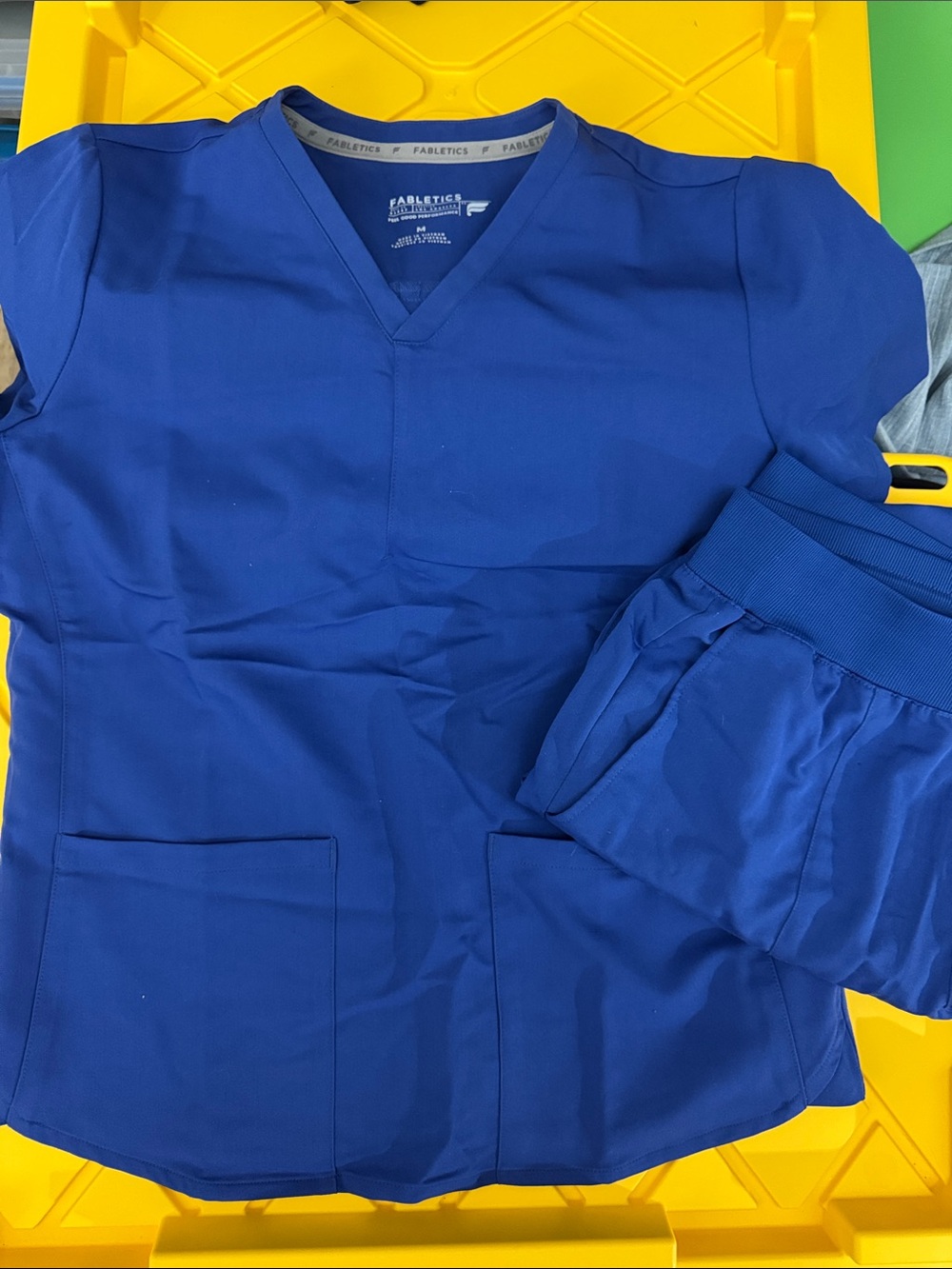 New without tag Fabletics Royal Blue V-Neck Scrub Top and straight leg Pants M